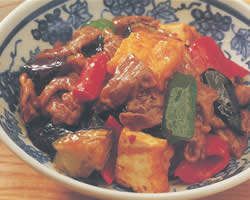 牛肉と厚揚げの野菜炒め