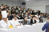 大会の模様
